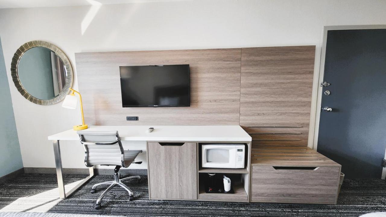 Americas Best Value Inn & Suites-Foley Exteriér fotografie