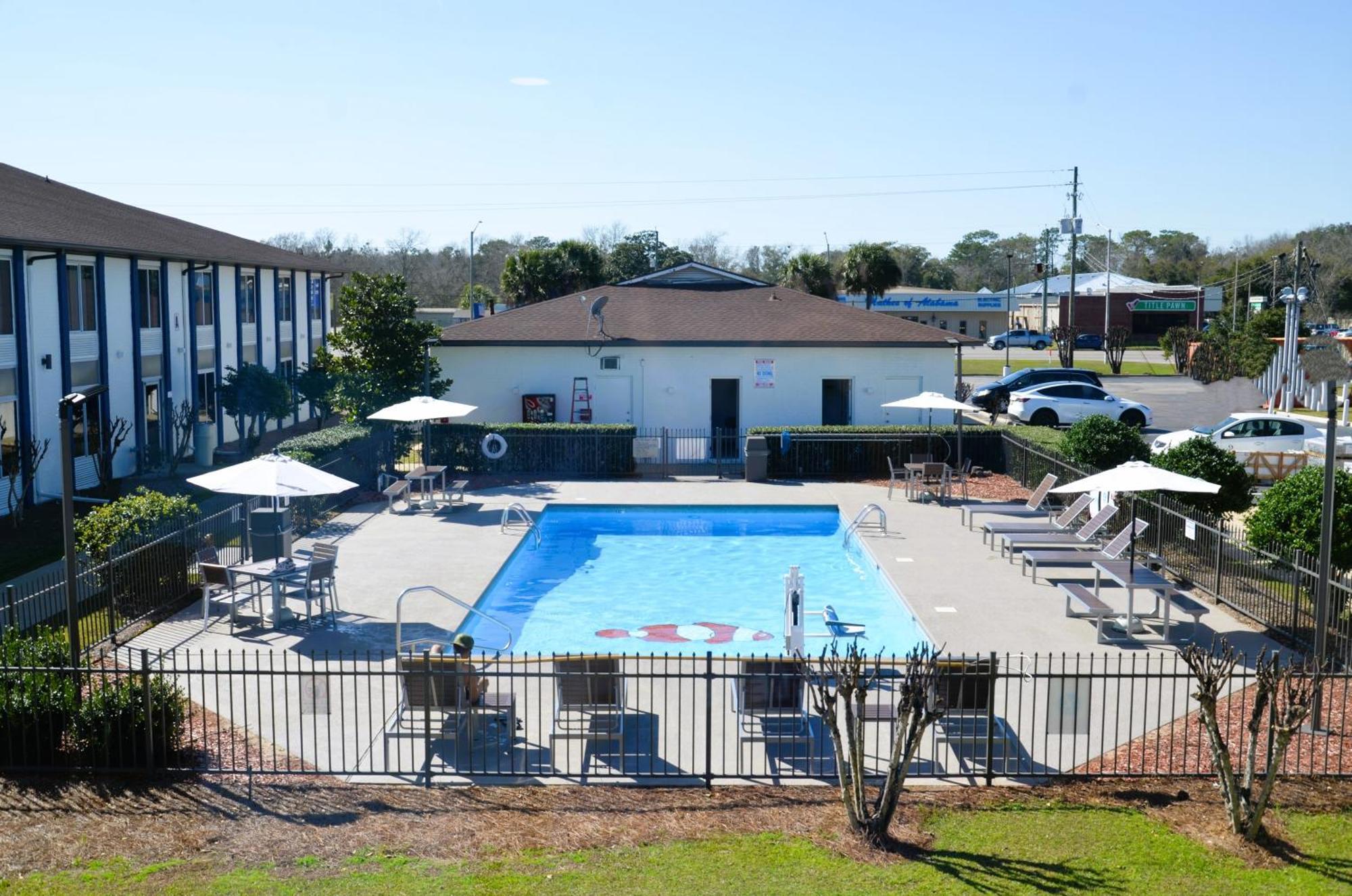 Americas Best Value Inn & Suites-Foley Exteriér fotografie