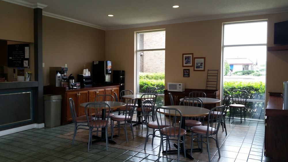 Americas Best Value Inn & Suites-Foley Exteriér fotografie